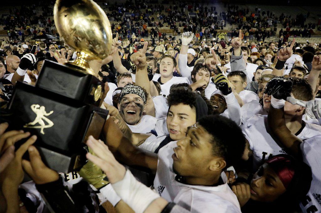 2018 6AI champion: Broken Arrow Tigers